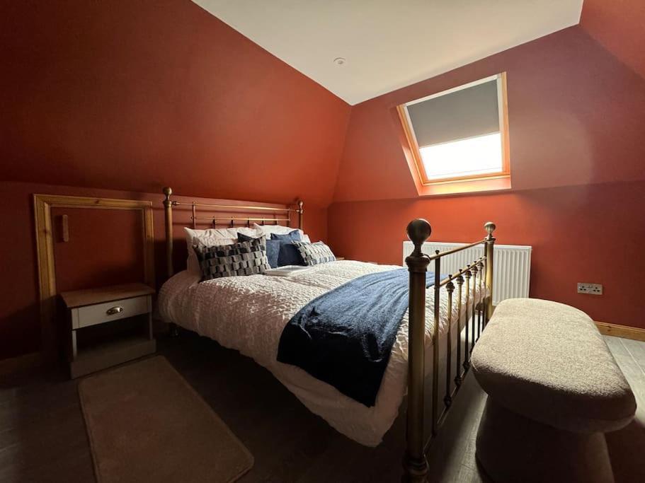 Stylish House With Hot Tub Holiday home *